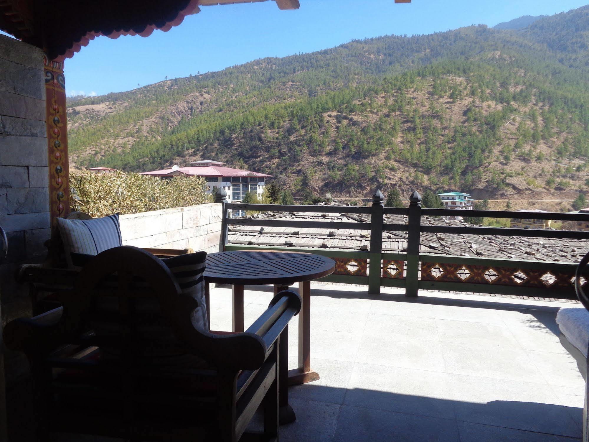 Hotel Pemako Thimphu Esterno foto